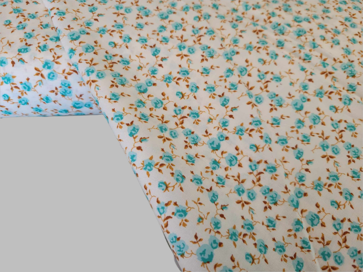 Stretch Cotton Poplin- Minty Roses