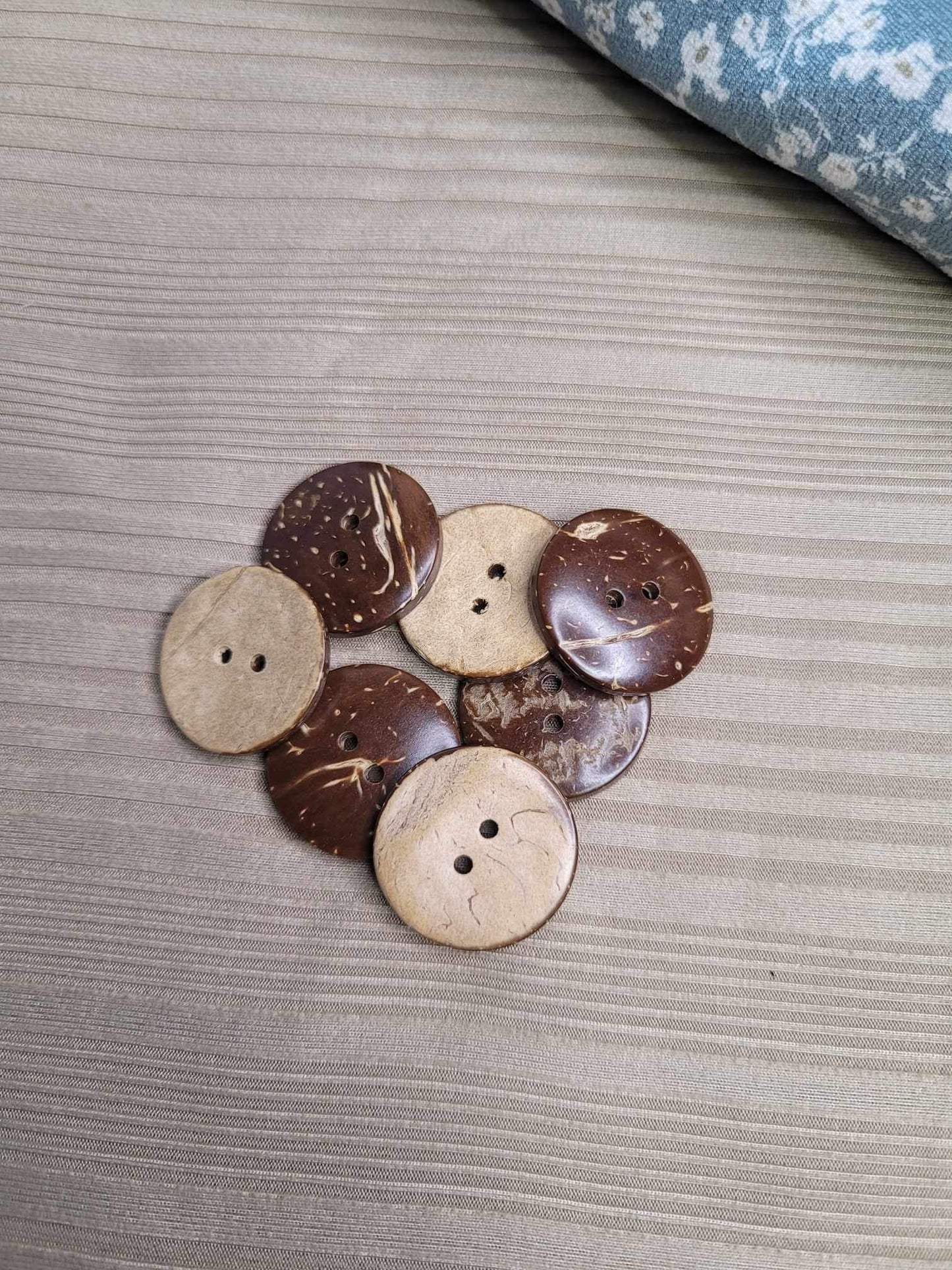 Natural Coconut Shell Buttons